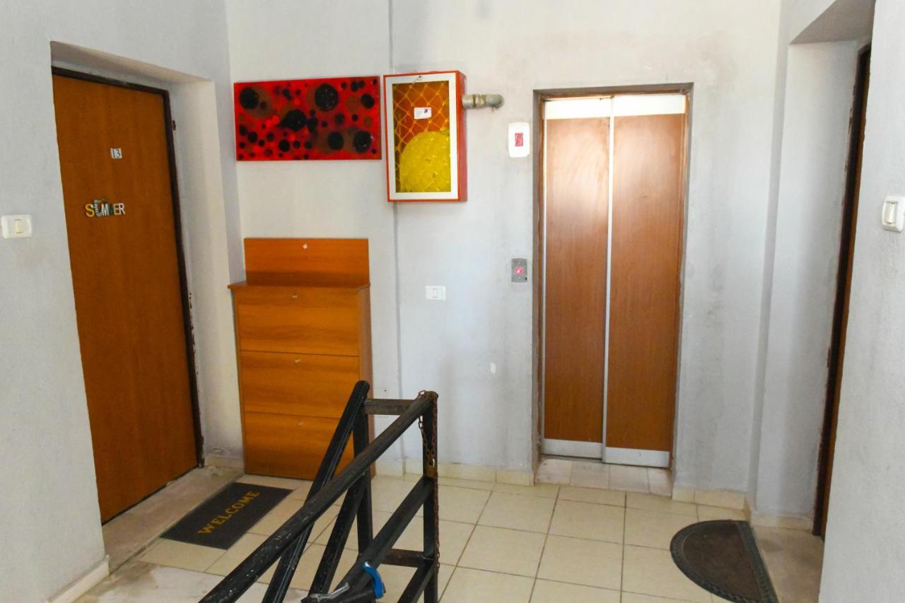 Ag Apartment Golem (Tirana)